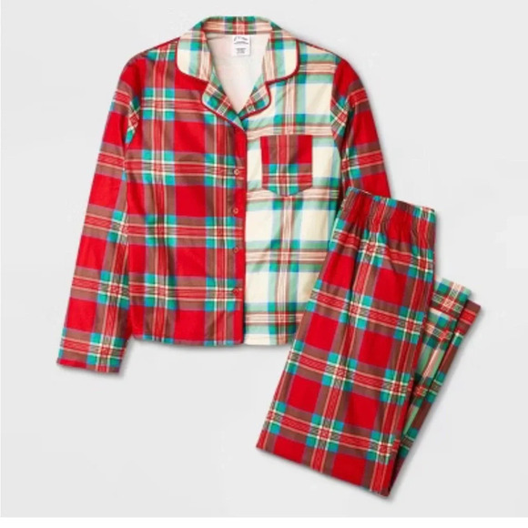 Art Class Girls Plaid Pajamas Size 6/7. Long Sleeve Snuggly Soft Snug Fit PJ Set - Picture 1 of 4